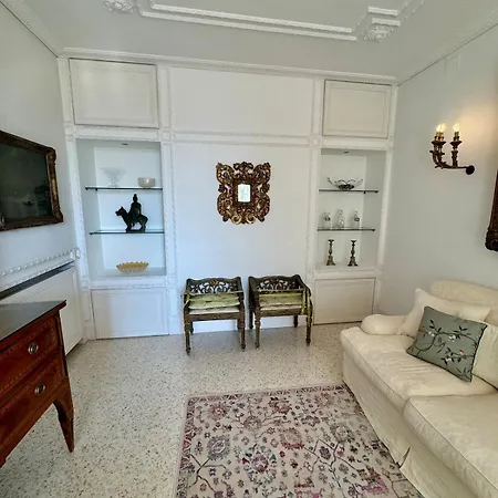Lilac Luxury * البندقية-ليدو